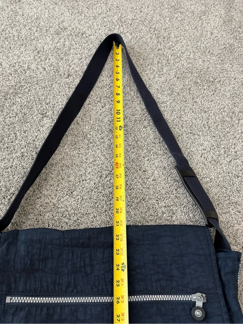Kipling compact navy